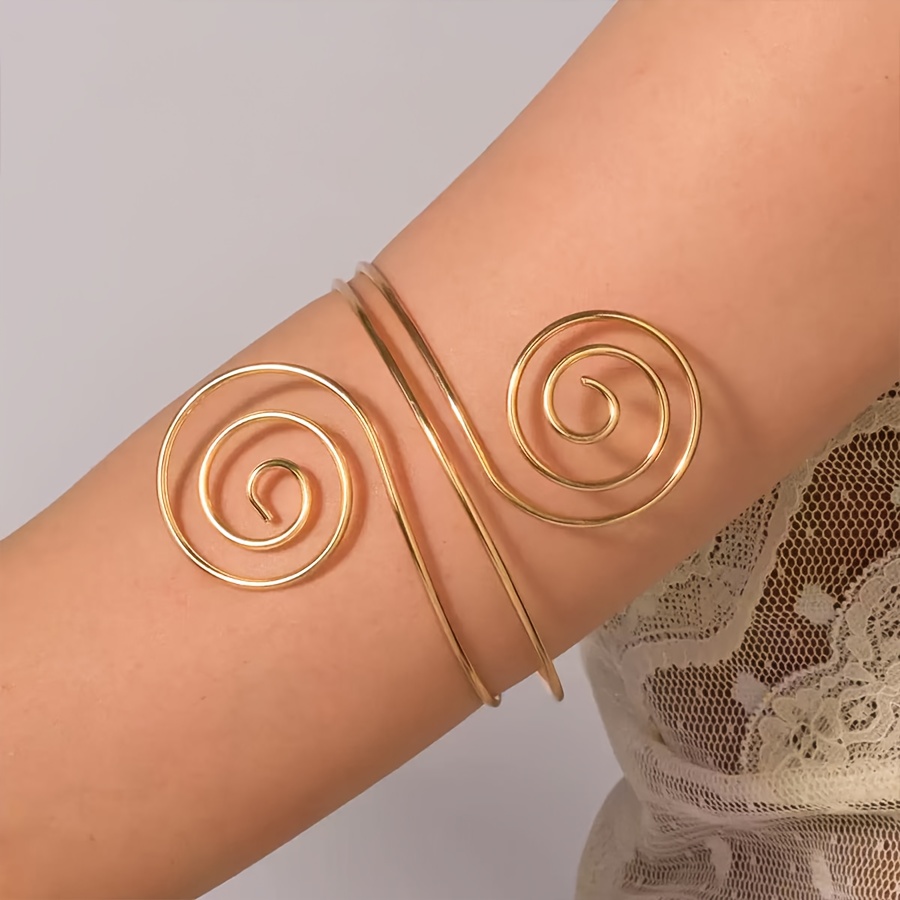 Punk Exaggerated Metal Spiral Bracelet, Retro Fashion Statement